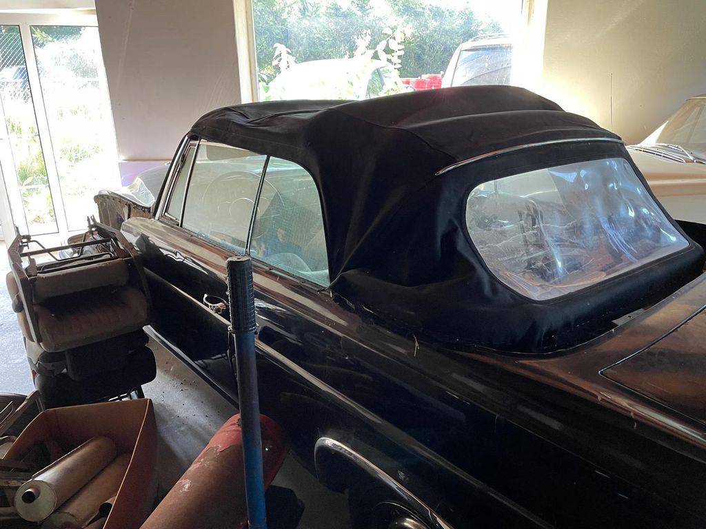 Mercedes-Benz 220 SE CABRIO/W111/1963/88kW/2.2V6