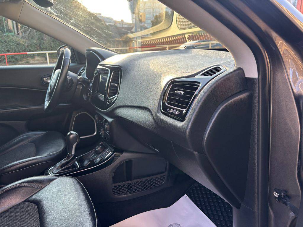 Jeep Compass 1.4T-AT/2020/Limited-CZ-1M-4x4