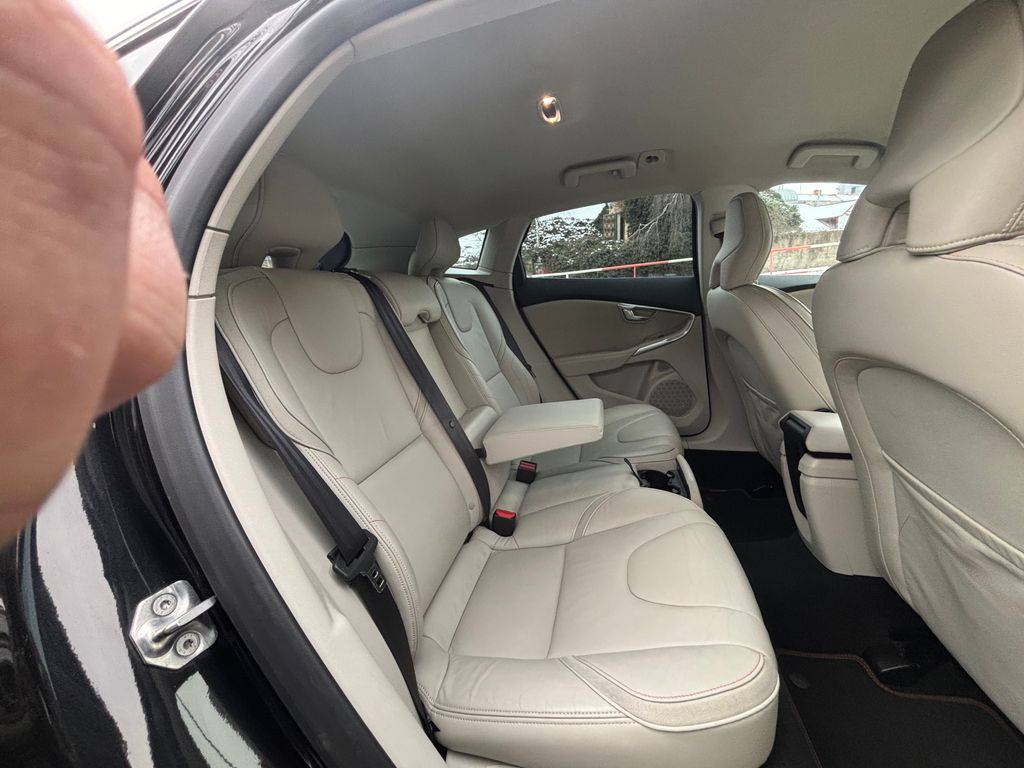 Volvo V40 D2/2016/AT-OCEAN RACE-ZÁRUKA24