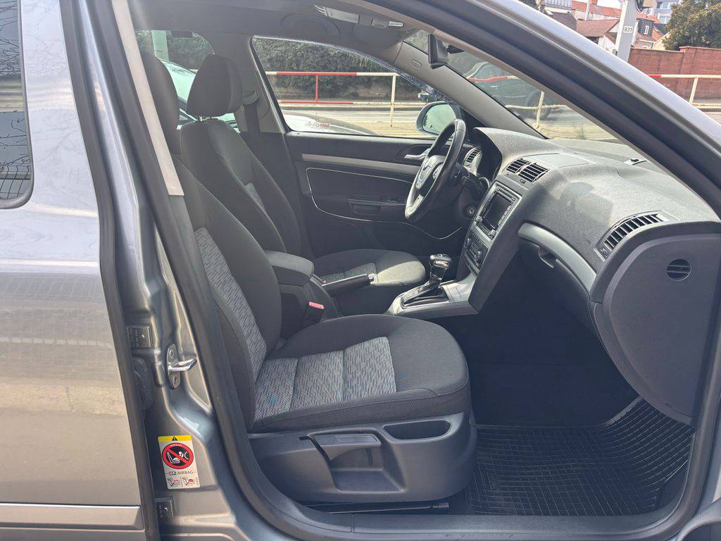 Škoda Octavia 2.0TDi/2013/CZ-AT-ELEGANCE-TAŽ