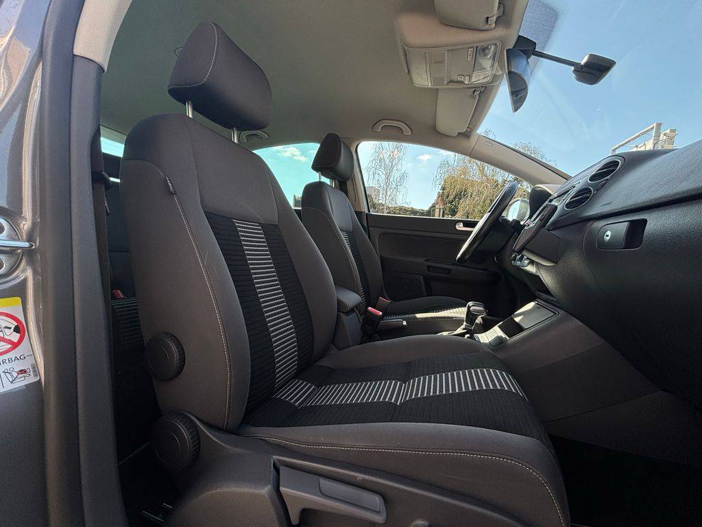 Volkswagen Golf Plus 1.4TSi/2009/DSG-2MAJ-S.KNIHA