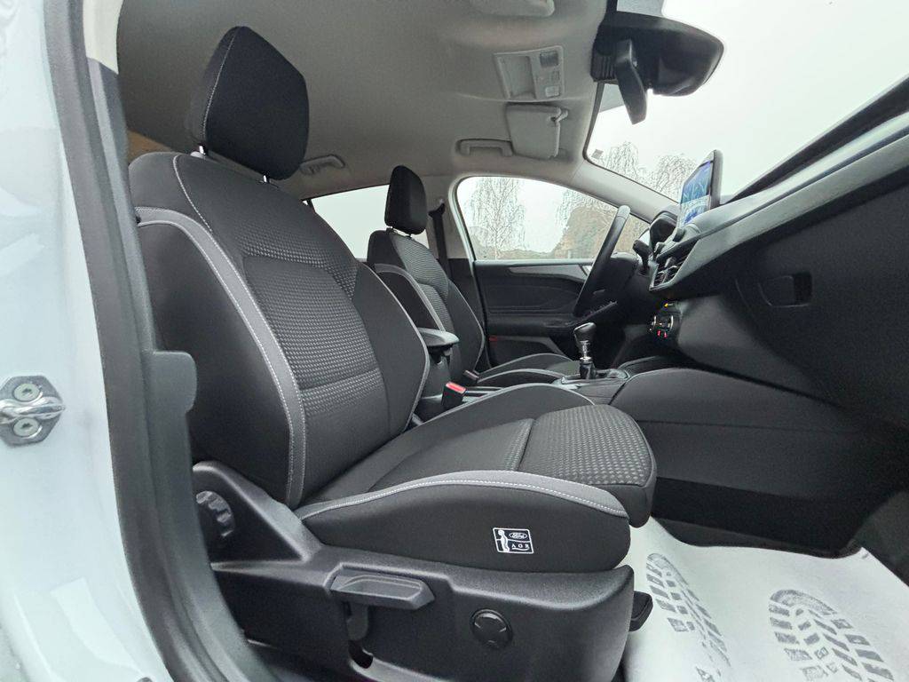 Ford Focus 1.5EB/2023/1MAJ,COOL-ZÁRUKA24