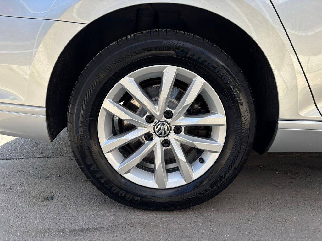 Volkswagen Passat 2.0TDI/2021/AT,1MAJ-ZÁRUKA 24M