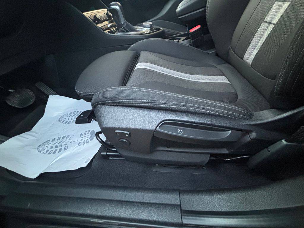 BMW 218 218d/2017/1MAJ-SPORT PACKET,ZÁ