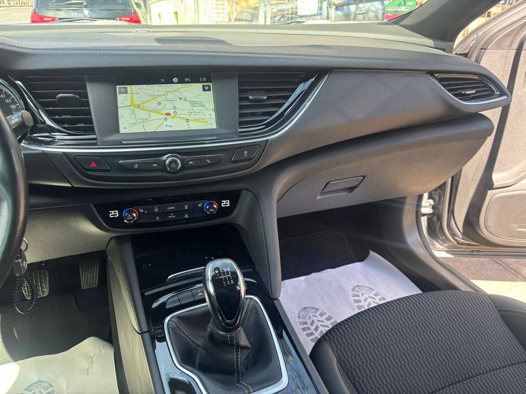 Opel Insignia 2.0CDTi/2021/1MAJ,MAN6-ZÁRUKA2