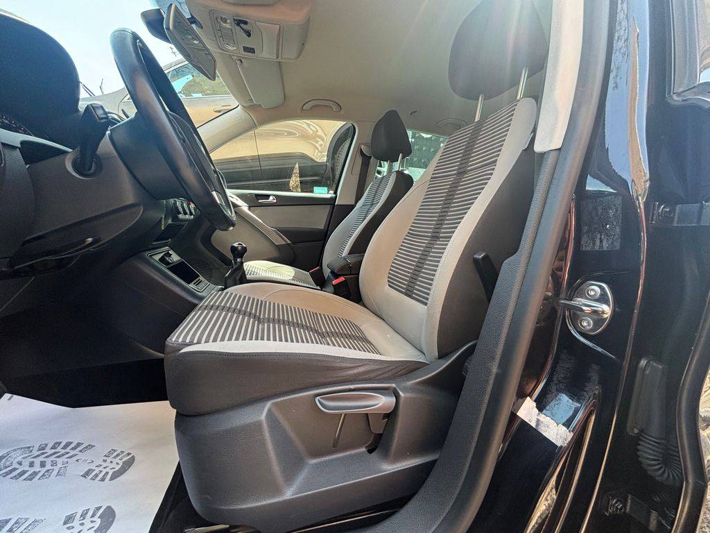 Volkswagen Tiguan 2.0TD/2010/CZ-SPORT-TAŽNÉ-MAN6