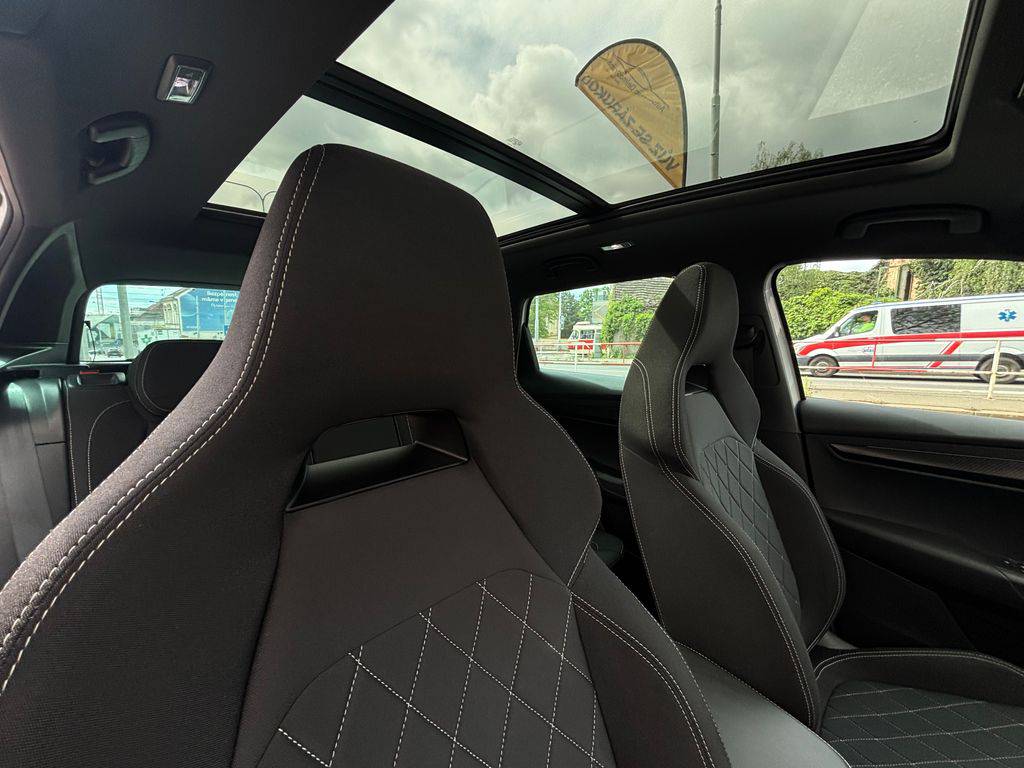 Škoda Karoq 1.5TSI/2022/SPORTLINE,AT-ZÁRUK