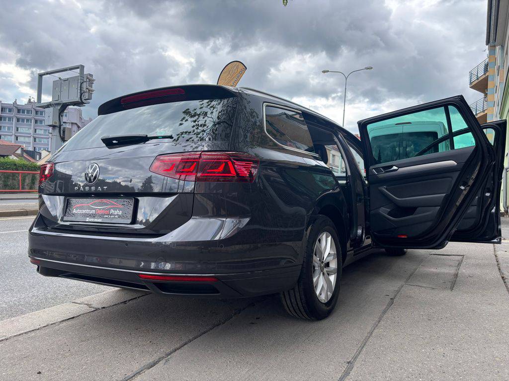 Volkswagen Passat 1.5TSI/2022/1MAJ,WEBASTO-ZÁRUK