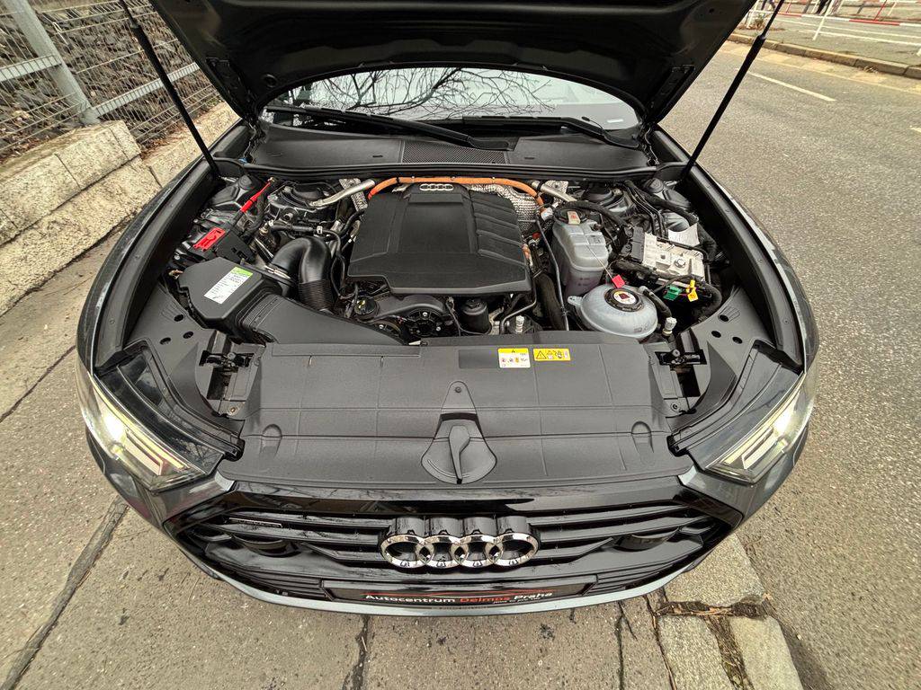 Audi A6 55TFSIe/2021/4X4,S-LINE-270FK6