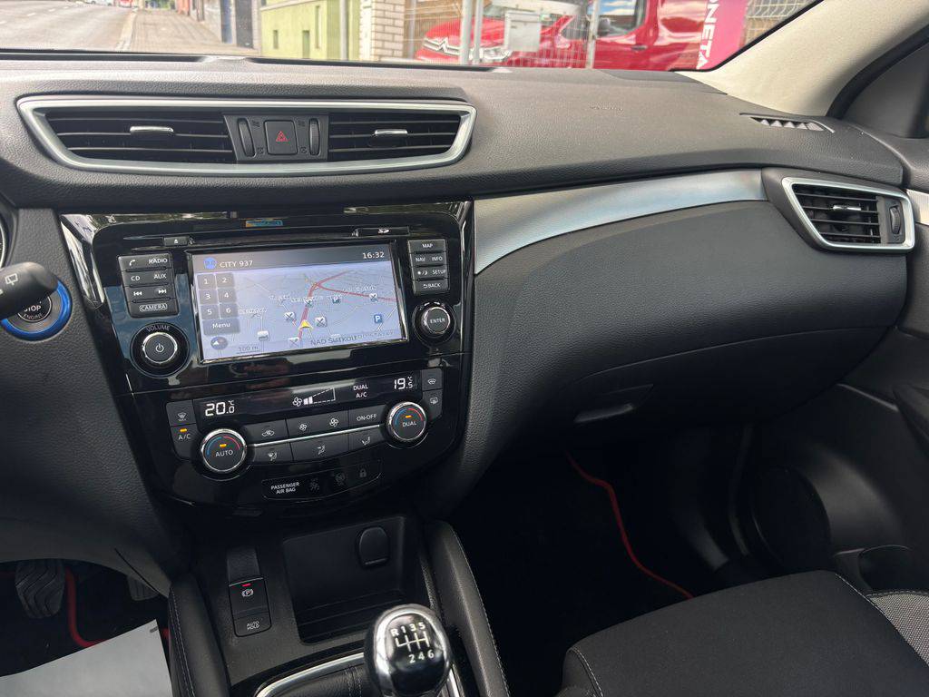 Nissan Qashqai 1.6DIG-T/2018/N-CON/1M/CZ-ZÁR 