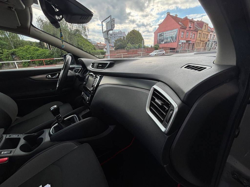 Nissan Qashqai 1.6DIG-T/2018/N-CON/1M/CZ-ZÁR 