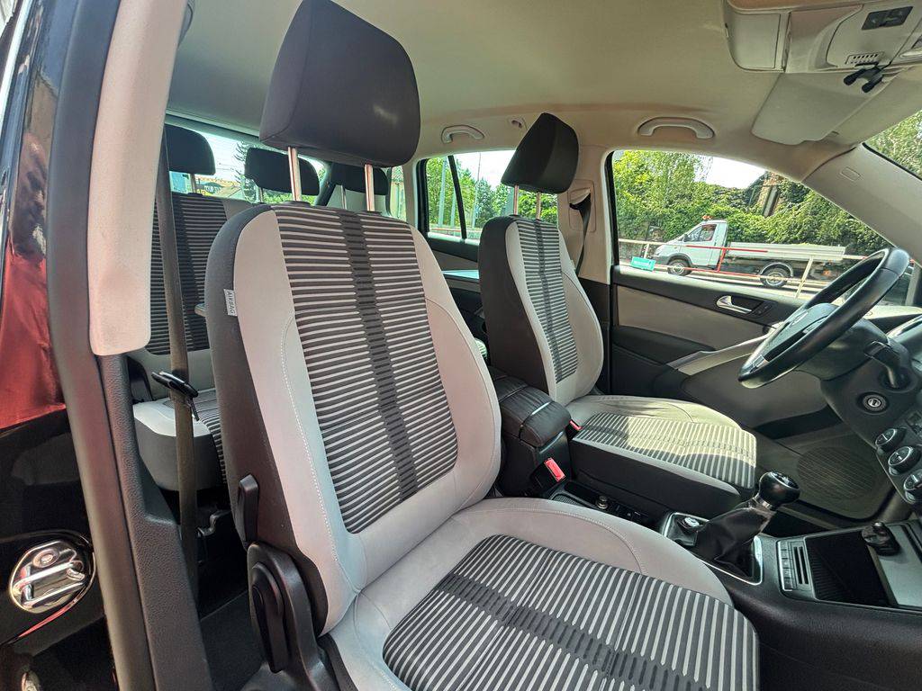 Volkswagen Tiguan 2.0TD/2010/CZ-SPORT-TAŽNÉ-MAN6