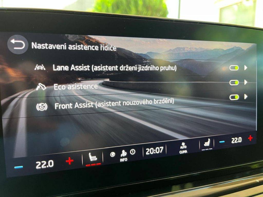 Škoda Octavia 2.0TDI-85KW/2022/1M,MAN6-ZÁRUK
