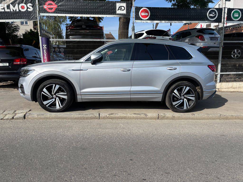 Volkswagen Touareg 3.0TDi-2020-CZ-1MAJ-DPH-WEBAST