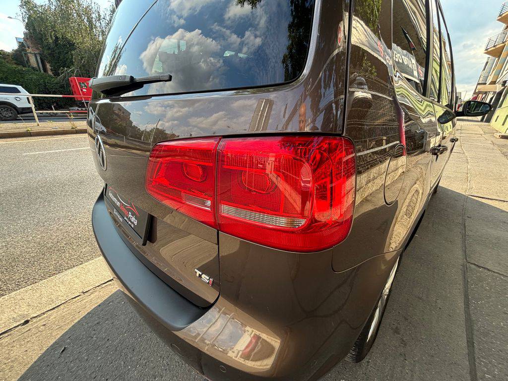 Volkswagen Touran 1.4TSI-103KW.DSG.7MÍST.ZÁRUKA