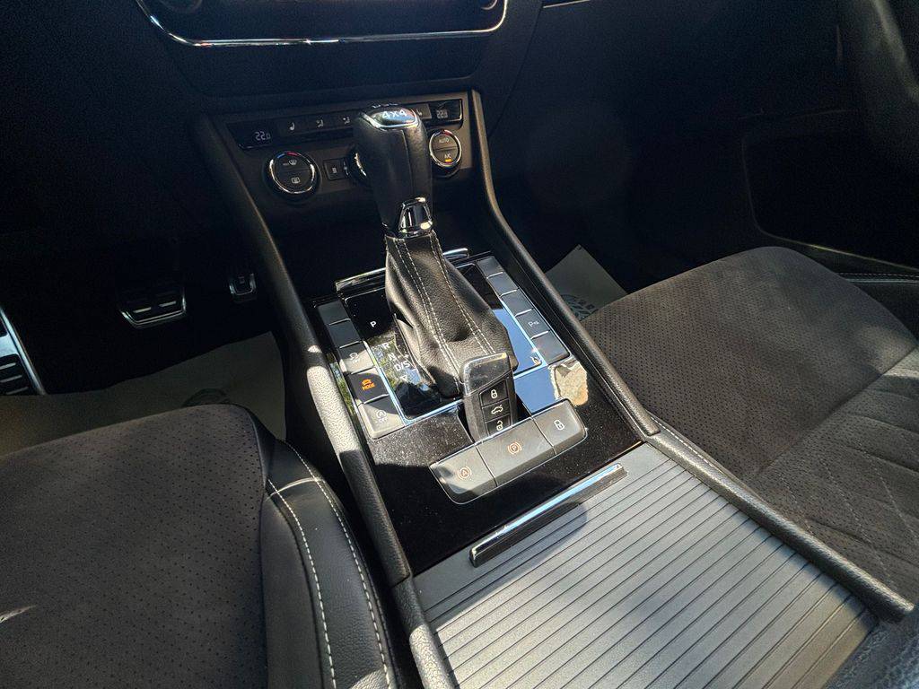 Škoda Superb 2.0TDI-SPORTLINE.4x4.AT.ZÁRUKA 12