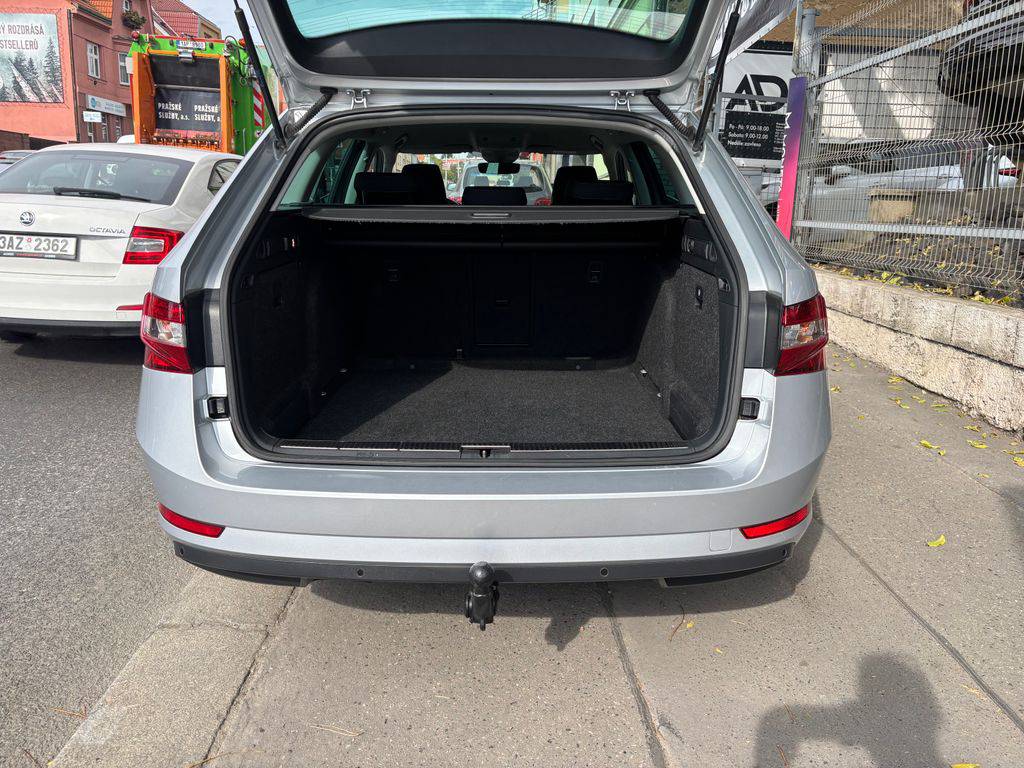 Škoda Superb 2.0TDI-110KW.DSG.TAŽNÉ-ZÁRUKA 12