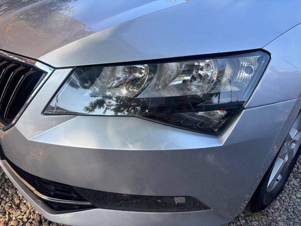 Škoda Superb 2.0TDI-110KW.DSG.TAŽNÉ-ZÁRUKA 12