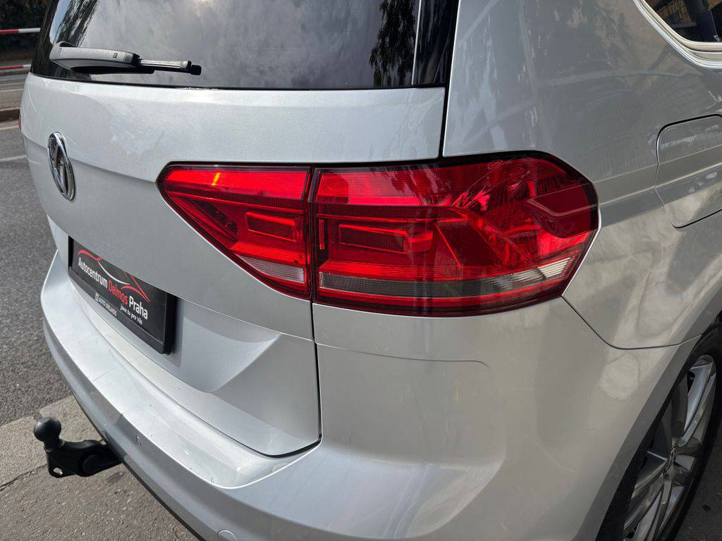 Volkswagen Touran 2.0TDi/2017/7MÍST.MAN6.110KW-Z