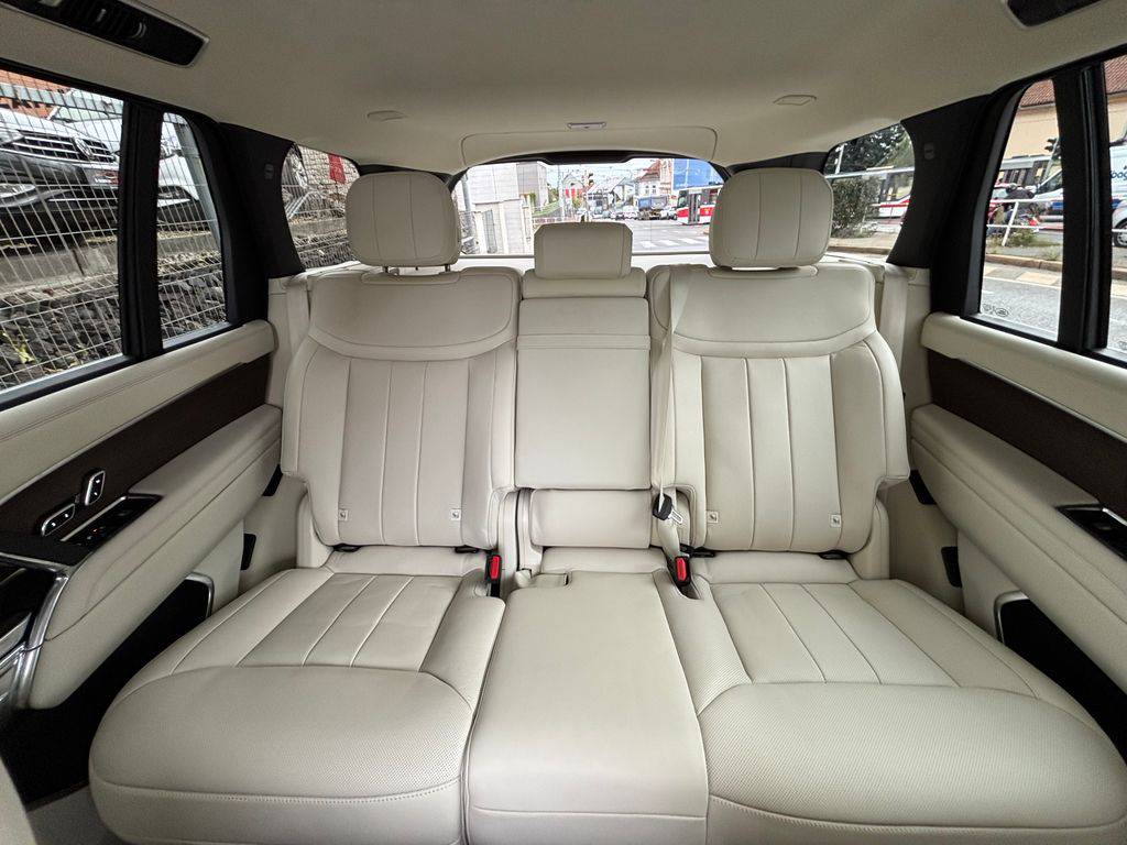 Land Rover Range Rover D350/2025/LONG,CZ-ZÁRUKA 5.LET