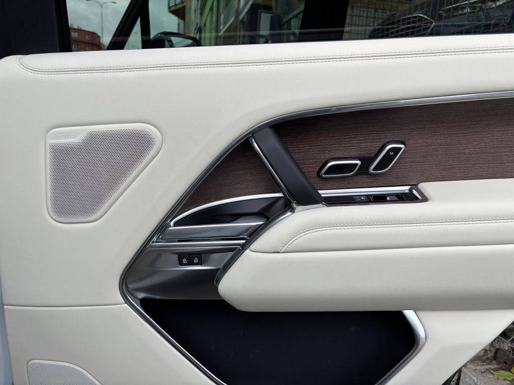 Land Rover Range Rover D350/2025/LONG,CZ-ZÁRUKA 5.LET