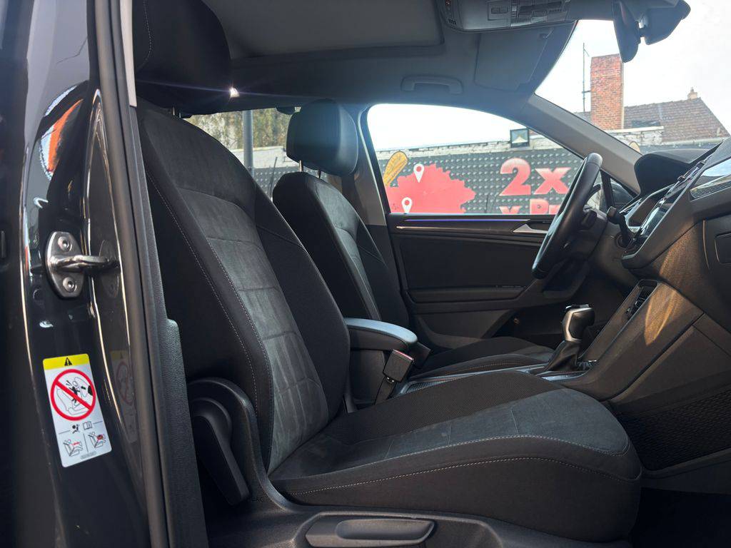 Volkswagen Tiguan 1.4 eTSI.ELEGANCE,1M.DPH-PLNÁ ZÁRUKA