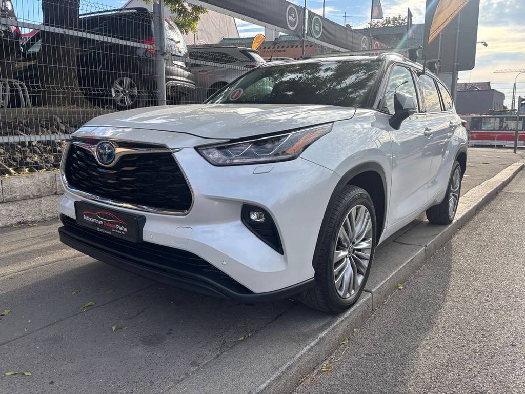 Toyota Highlander 2.5HEV e-CVT.CZ.DPH.PRESTIGE.1M-ZÁRUKA
