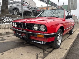[WBAAC310001326142] BMW 318 E30-318i/1986/2.maj. garážován