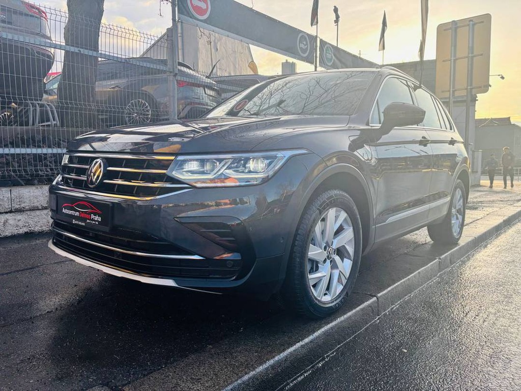 [WVGZZZ5N6PW406812] Volkswagen Tiguan PHEV/2023/PREMIUM-1M-ZÁRUKA24