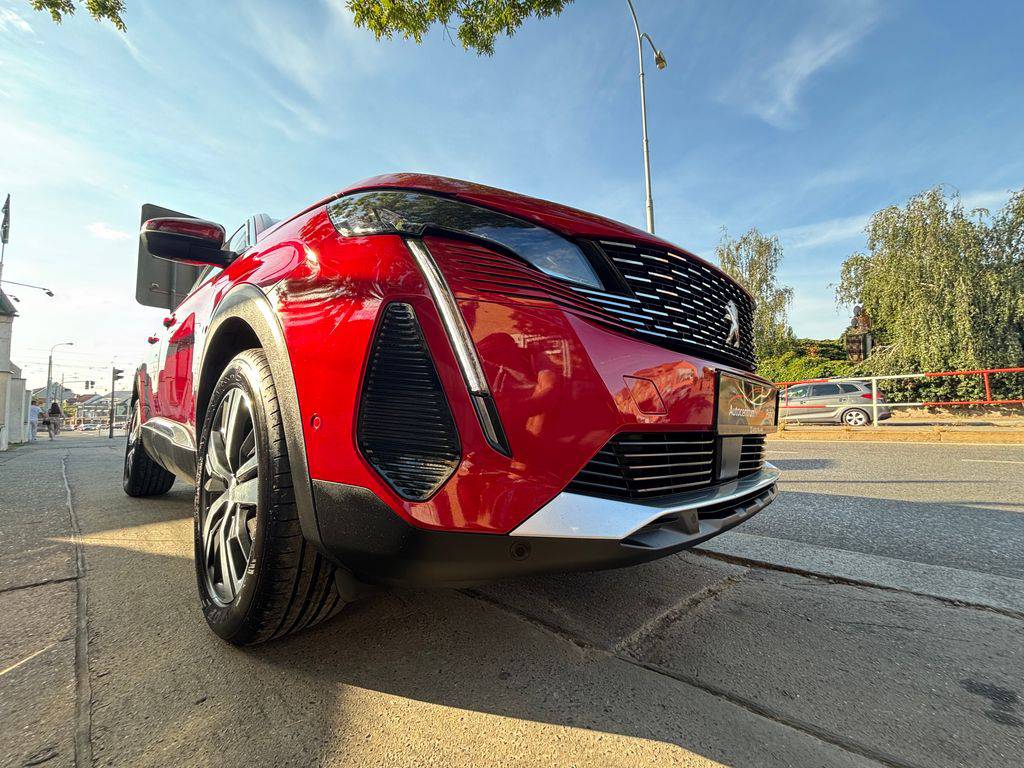 Peugeot 3008 1.5HDi-AT8/2022/1MAJ,CZ-ZÁRUKA