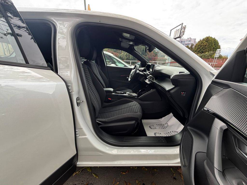 Peugeot 2008 eACTIVE+/2023/50KWH 18S 2P6S-1