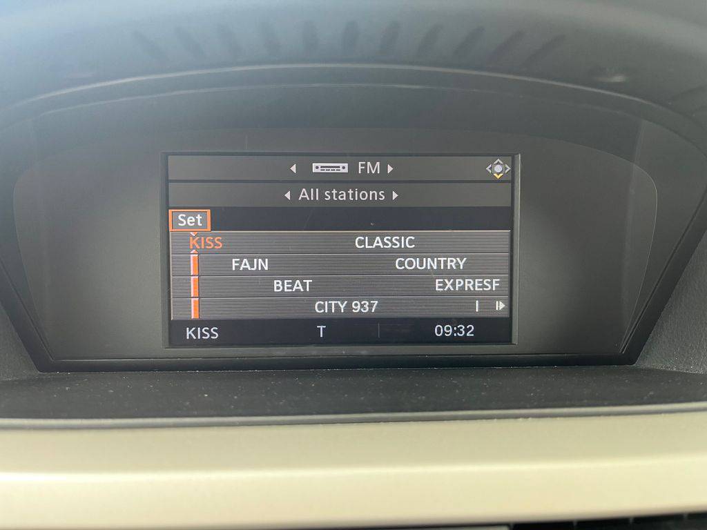 BMW 320 320d/2010/MAN6-2MAJ-WEBASTO