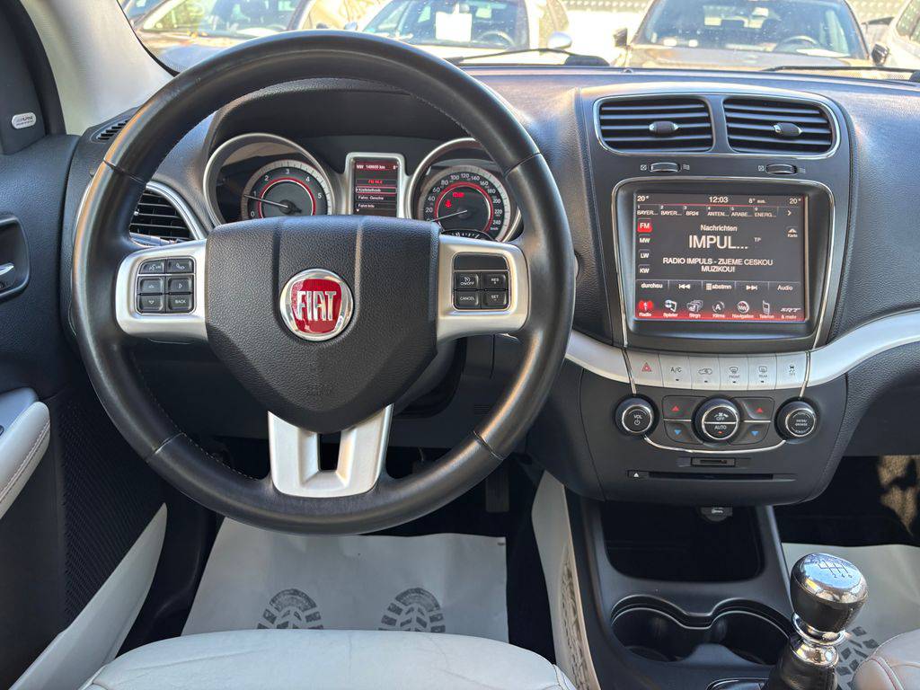 Fiat Freemont 2.0MJT-170/2014/7MÍST,MAN6-KŮŽ