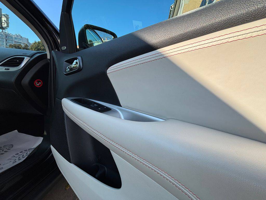 Fiat Freemont 2.0MJT-170/2014/7MÍST,MAN6-KŮŽ