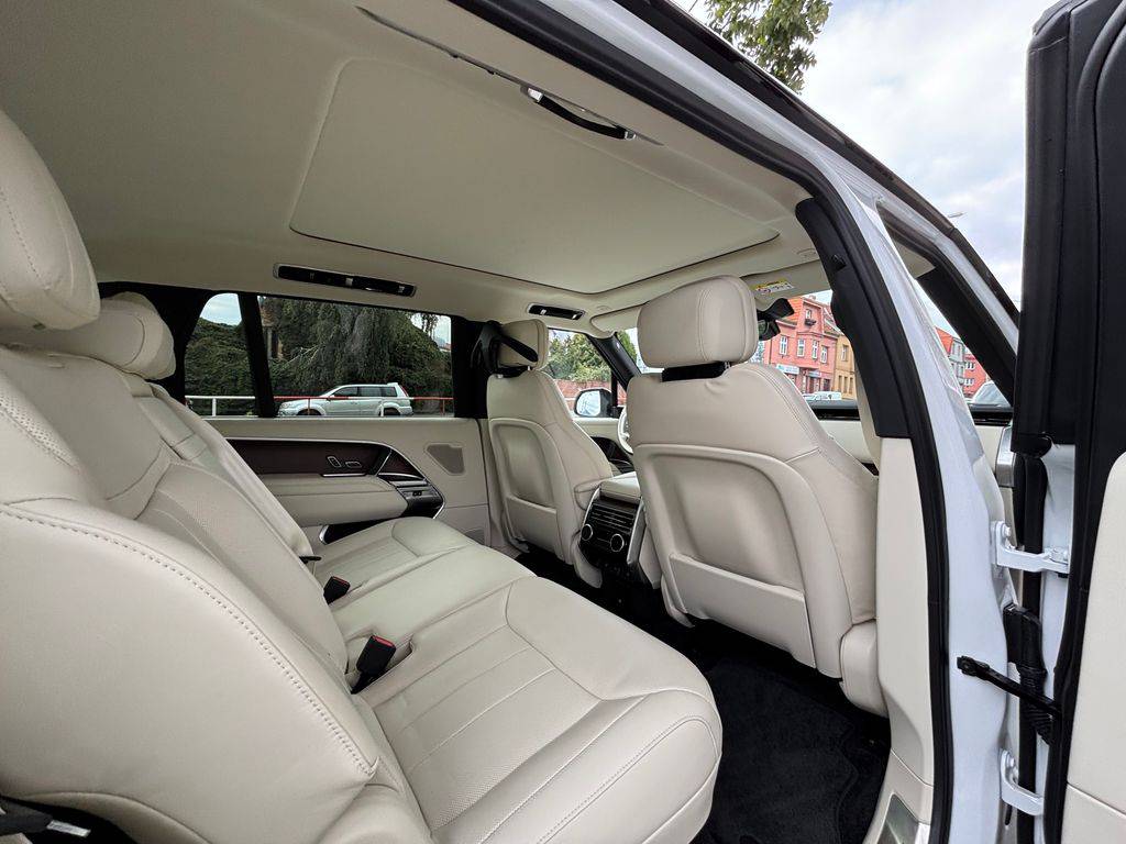 Land Rover Range Rover D350/2025/LONG,CZ-ZÁRUKA 5.LET