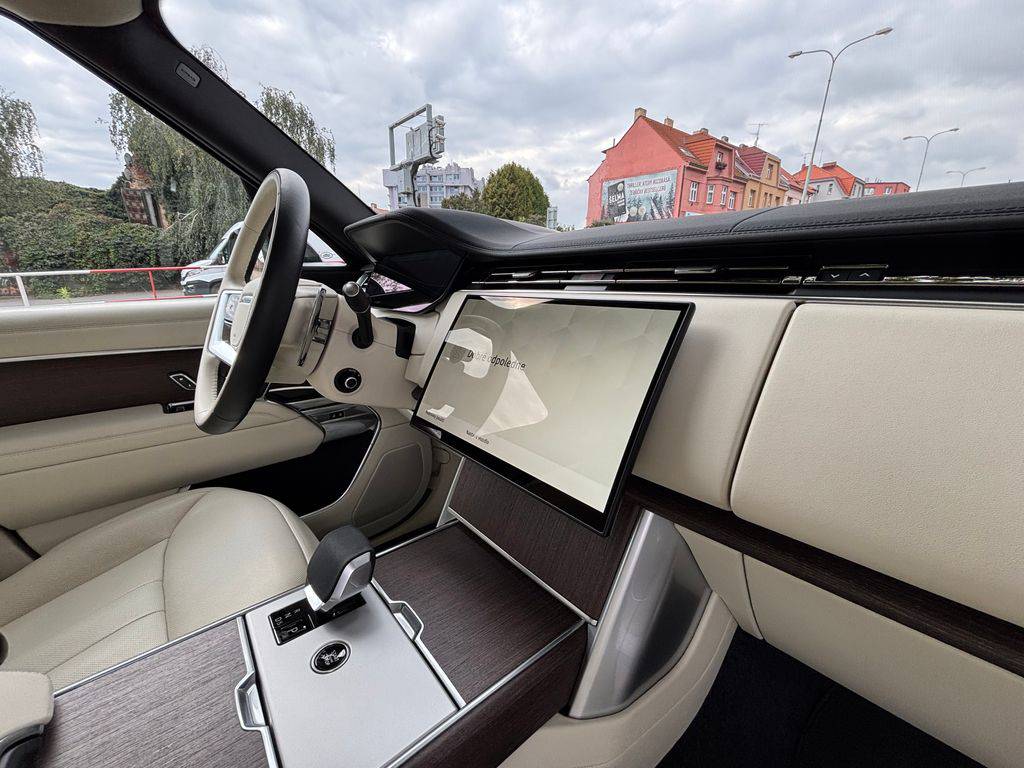 Land Rover Range Rover D350/2025/LONG,CZ-ZÁRUKA 5.LET