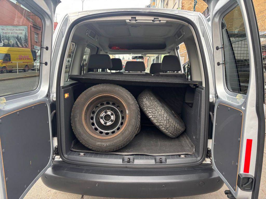 Volkswagen Caddy 1.6TDI/2014/1M,WEBASTO-ZÁRUKA 