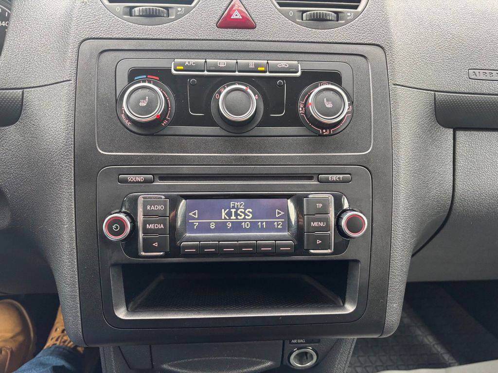 Volkswagen Caddy 1.6TDI/2014/1M,WEBASTO-ZÁRUKA 