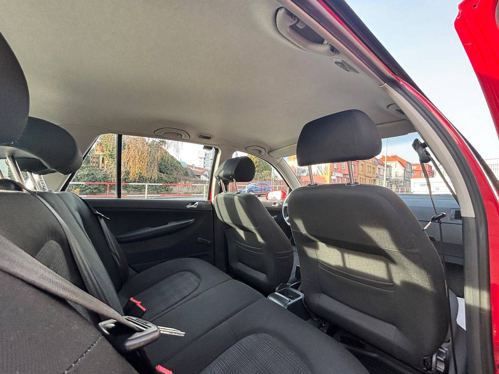 Škoda Fabia 1.2HTP/2006/1MAJ.ČR.S.KNIHA