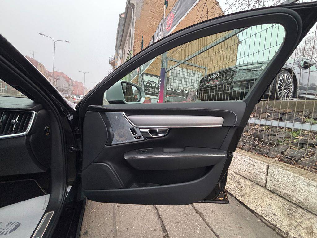 Volvo S90 T8 AWD RECHARGE INSCRIPTION R-