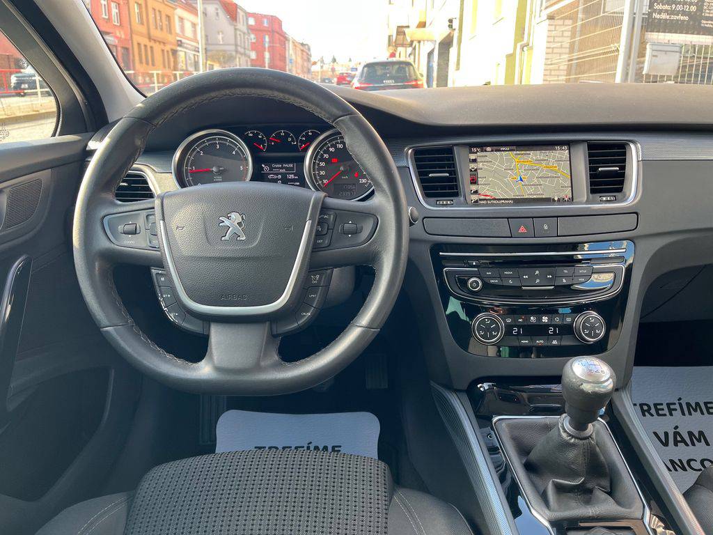 Peugeot 508 2.0HDI-110KW/2017/MAN6-ALLURE-