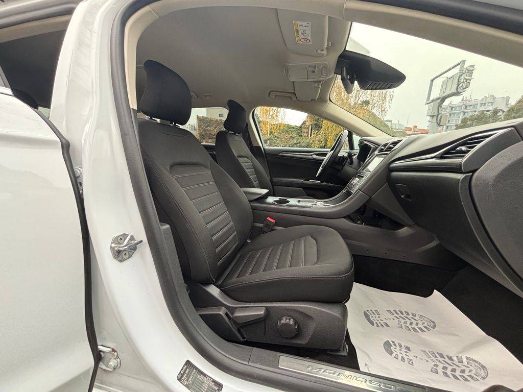 Ford Mondeo 2.0EB/2023/AT-8 TITAN-1M-ZÁRUK