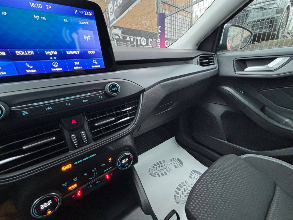 Ford Focus 1.5EB/2023/1MAJ,COOL-ZÁRUKA24