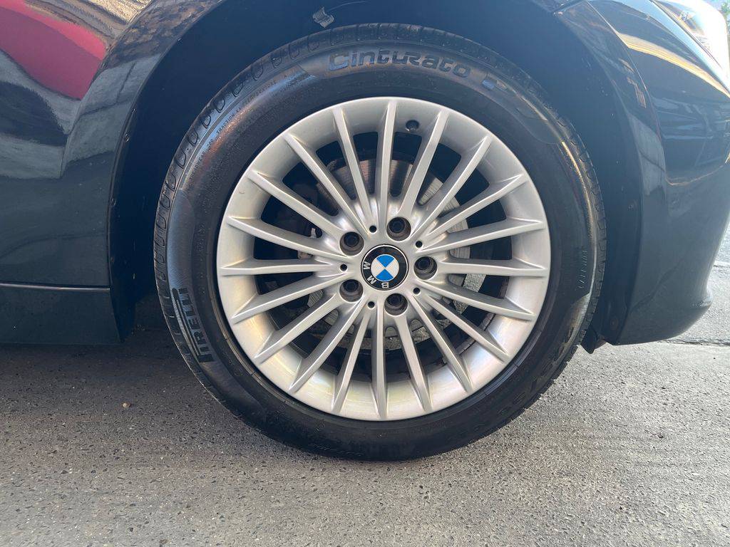 BMW 318 318d F31/2014/MAN6,1MAJ-ZÁRUKA