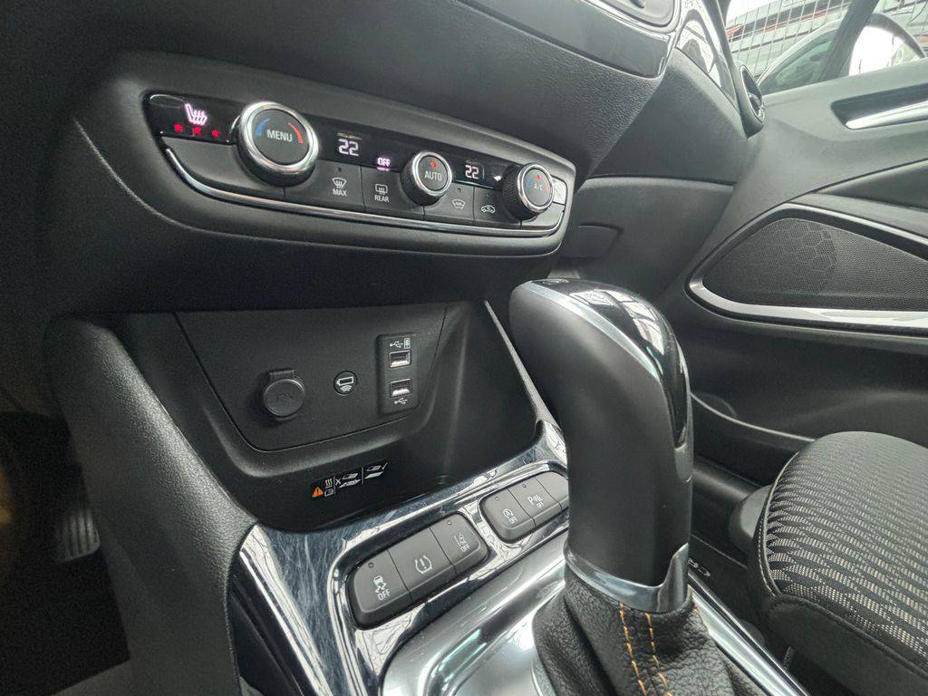 Opel Crossland X 1.2T/2020/AT-1MAJ-SPORT-ZÁRUKA