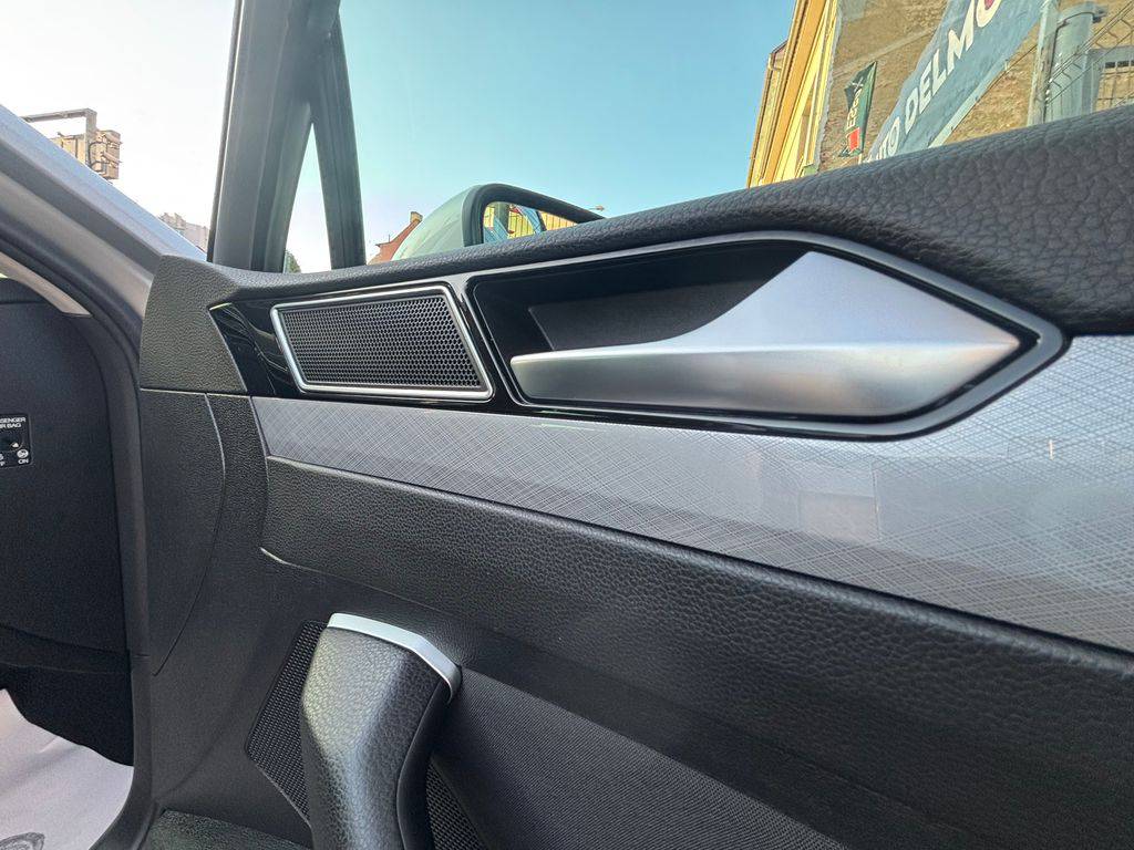 Volkswagen Passat 2.0TDI/2021/1MAJ,MAN6,NAVI-ZÁR