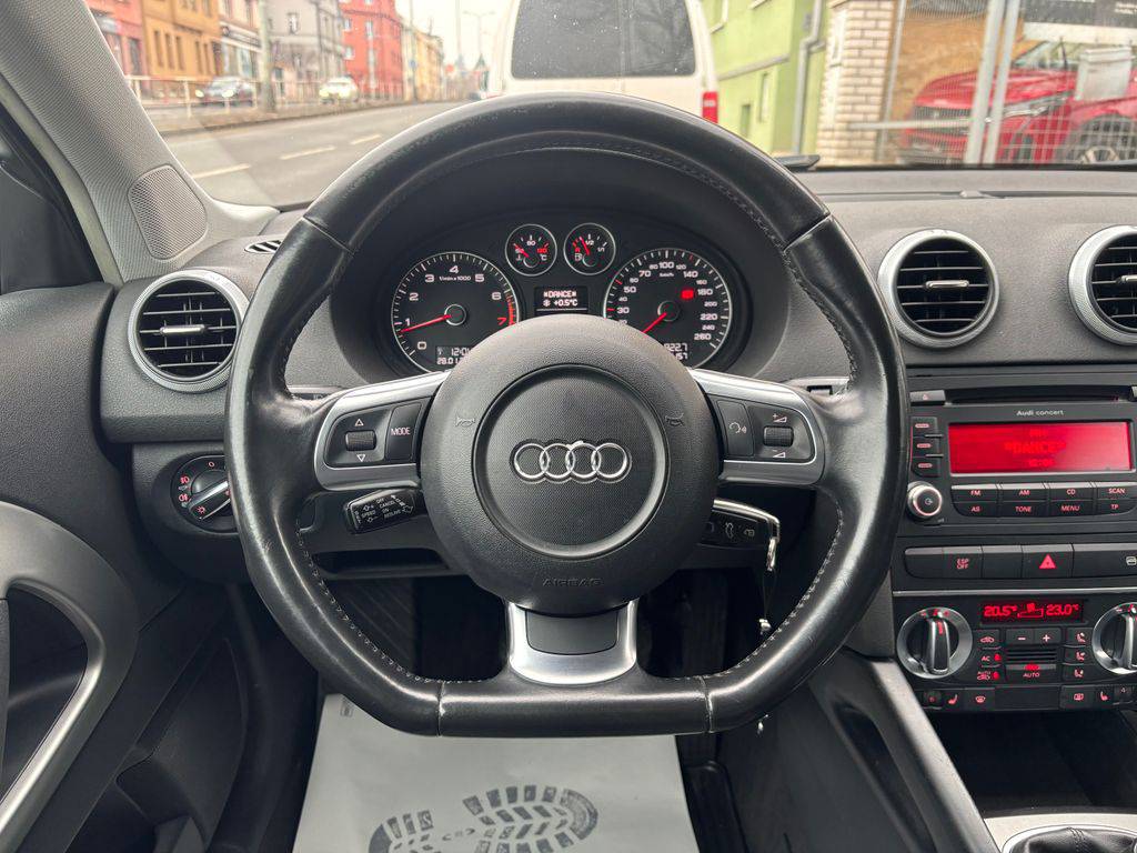 Audi A3 1.4TFSi/2010/MAN6,S.KNIHA-N689