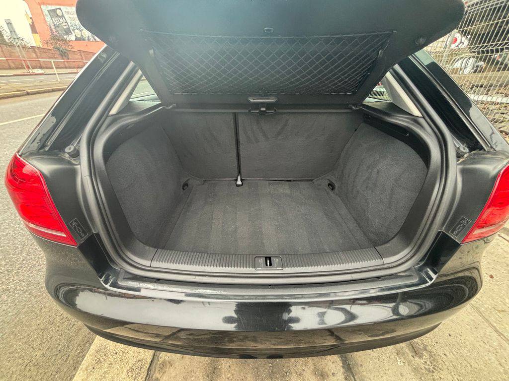 Audi A3 1.4TFSi/2010/MAN6,S.KNIHA-N689