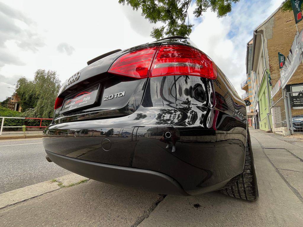 Audi A4 2.0TDI/2010/S.KNIHA,SPORT-140