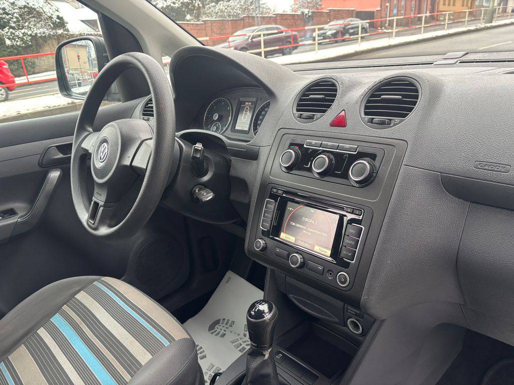 Volkswagen Caddy 1.6TDI/2013/5MÍST-MAXI-DPH-1MA